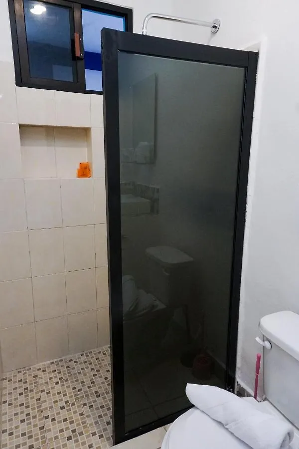 Linda Vecindad Playa Del Carmen Hotell
