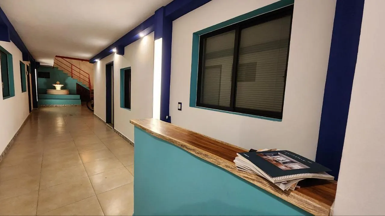 Linda Vecindad Playa Del Carmen Hotell 3*,