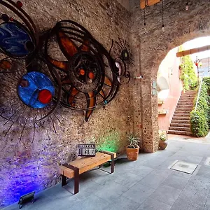  Hotel El Descanso Barrio Del Artista México